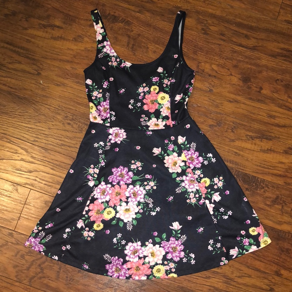 H&M Navy blue flower jersey dress